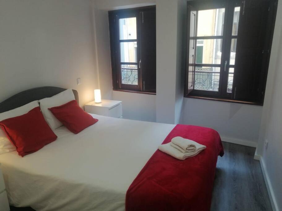 Torre Dos Clerigos Apartment Porto Eksteriør billede